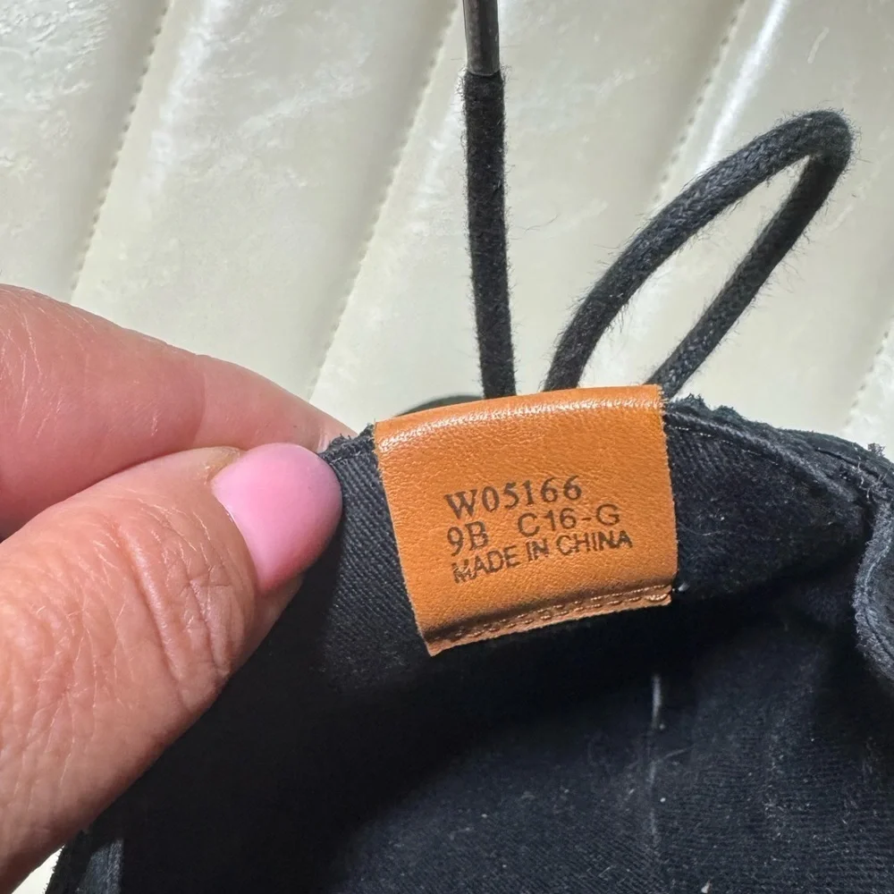 Cole Haan Ella Grand OX ll Black Suede Women 9B Sneakers